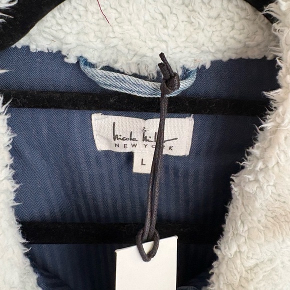 Nicole Miller Light Blue Denim Jacket with Cream Sherpa Collar - Picture 3 of 5